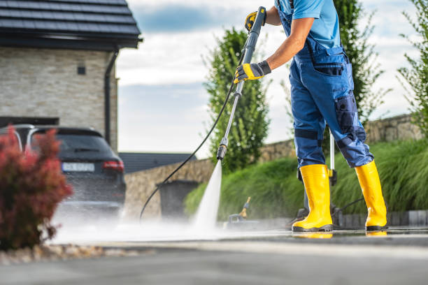 Best Playground Equipment Cleaning  in Collinsburg, PA